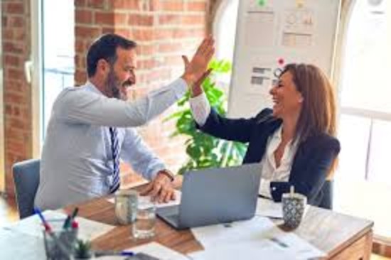 What is the average cost of health insurance per employee?