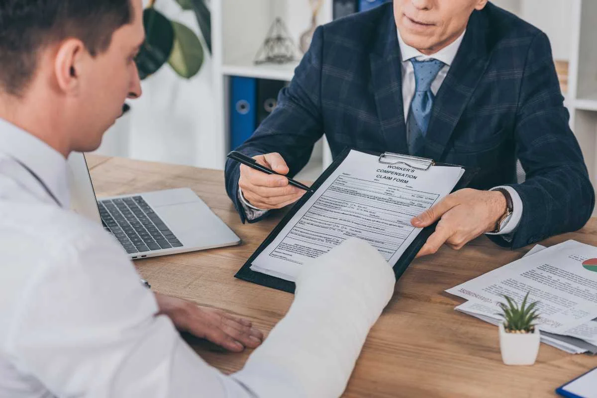 What workers’ compensation insurance options are available for staffing agencies with a high E-Mod?