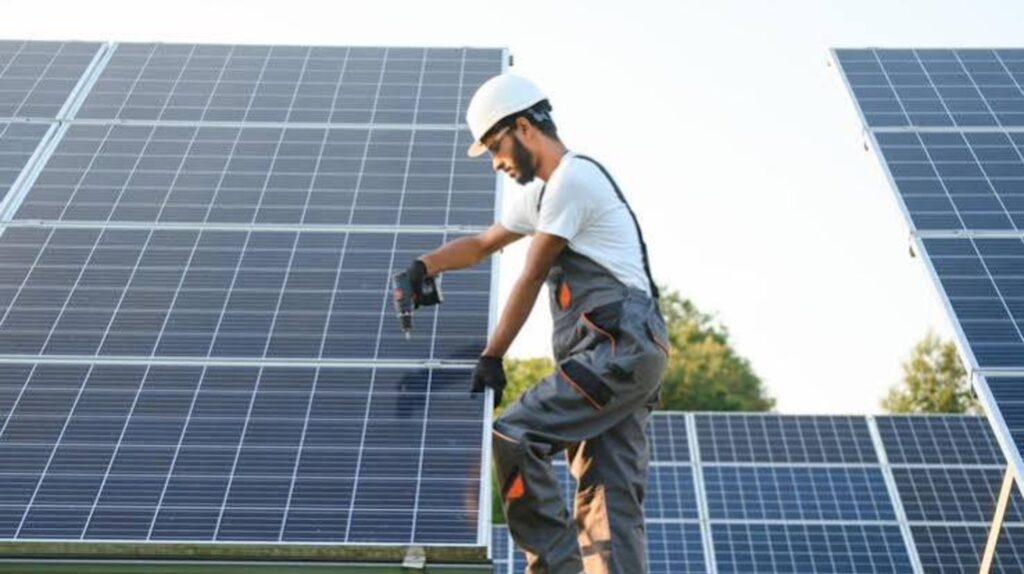 Employee Injury Insurance for Solar Companies